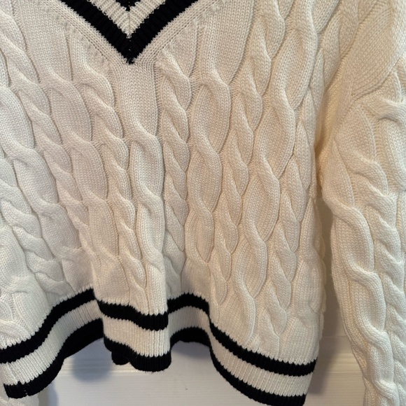 House of Harlow 1960 Cable Knit Sweater - Picture 2 of 6